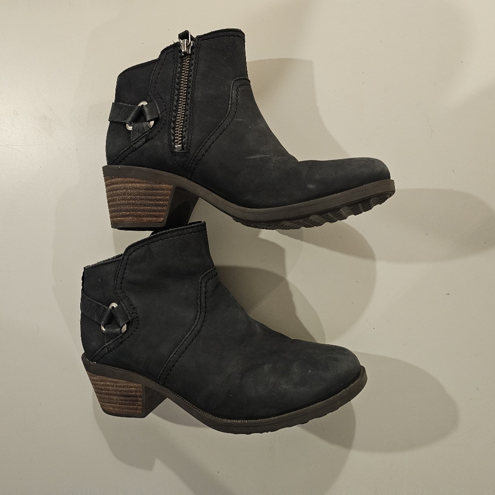Teva Black Leather Ankle Boots with Brown Stacked Heel